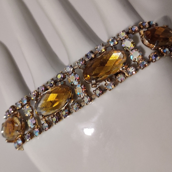 Vintage Signed Pierre Bracelet - Picture 2 of 16
